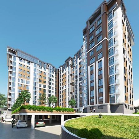 Люкс Апартаменти В Центрі Міста ,Жк Театральний 罗夫诺 外观 照片