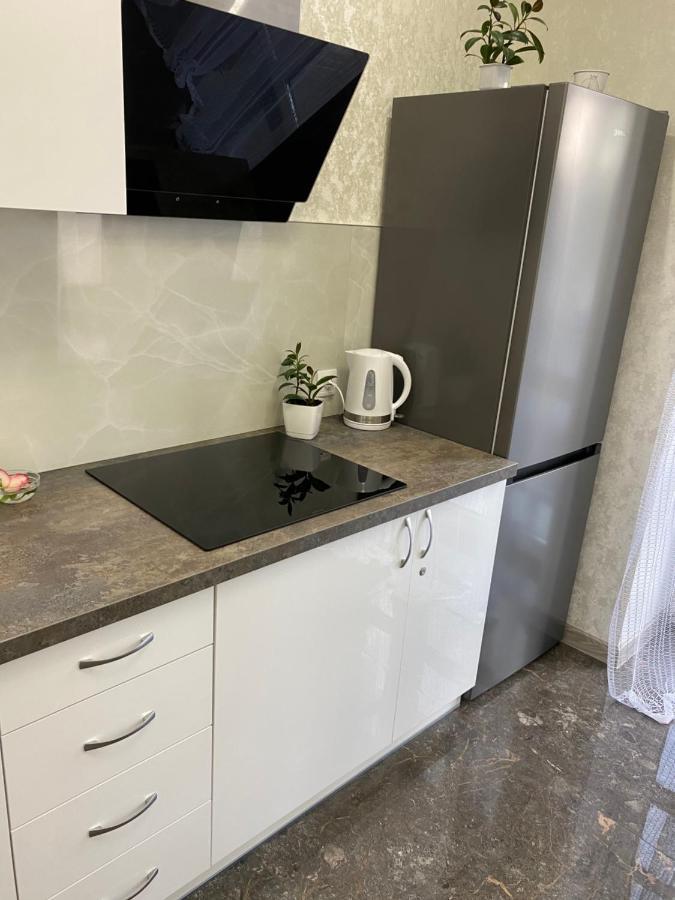 Люкс Апартаменти В Центрі Міста ,Жк Театральний 罗夫诺 外观 照片